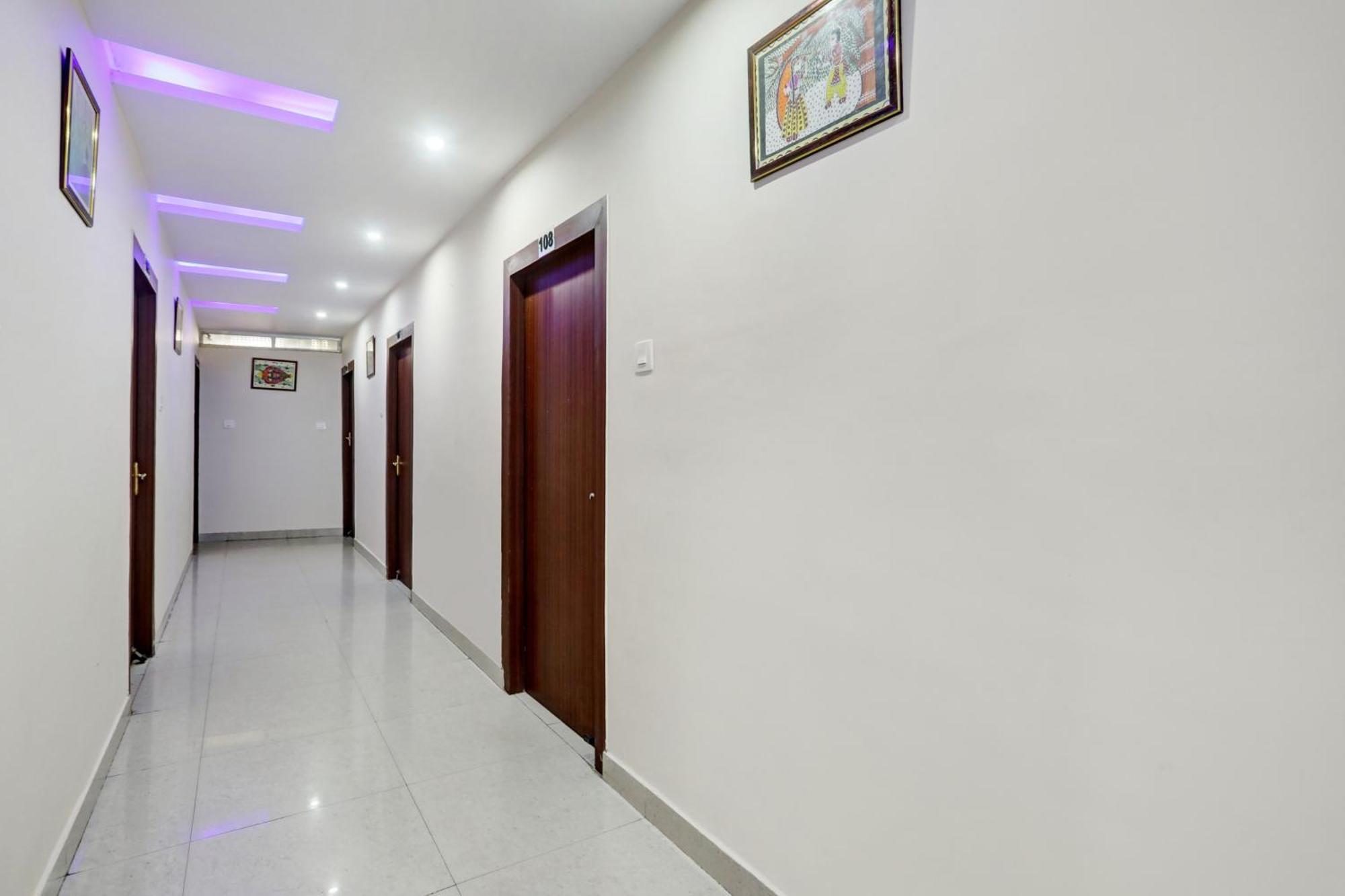 Super Collection O Danapur Near Railway Station Otel Patna  Dış mekan fotoğraf